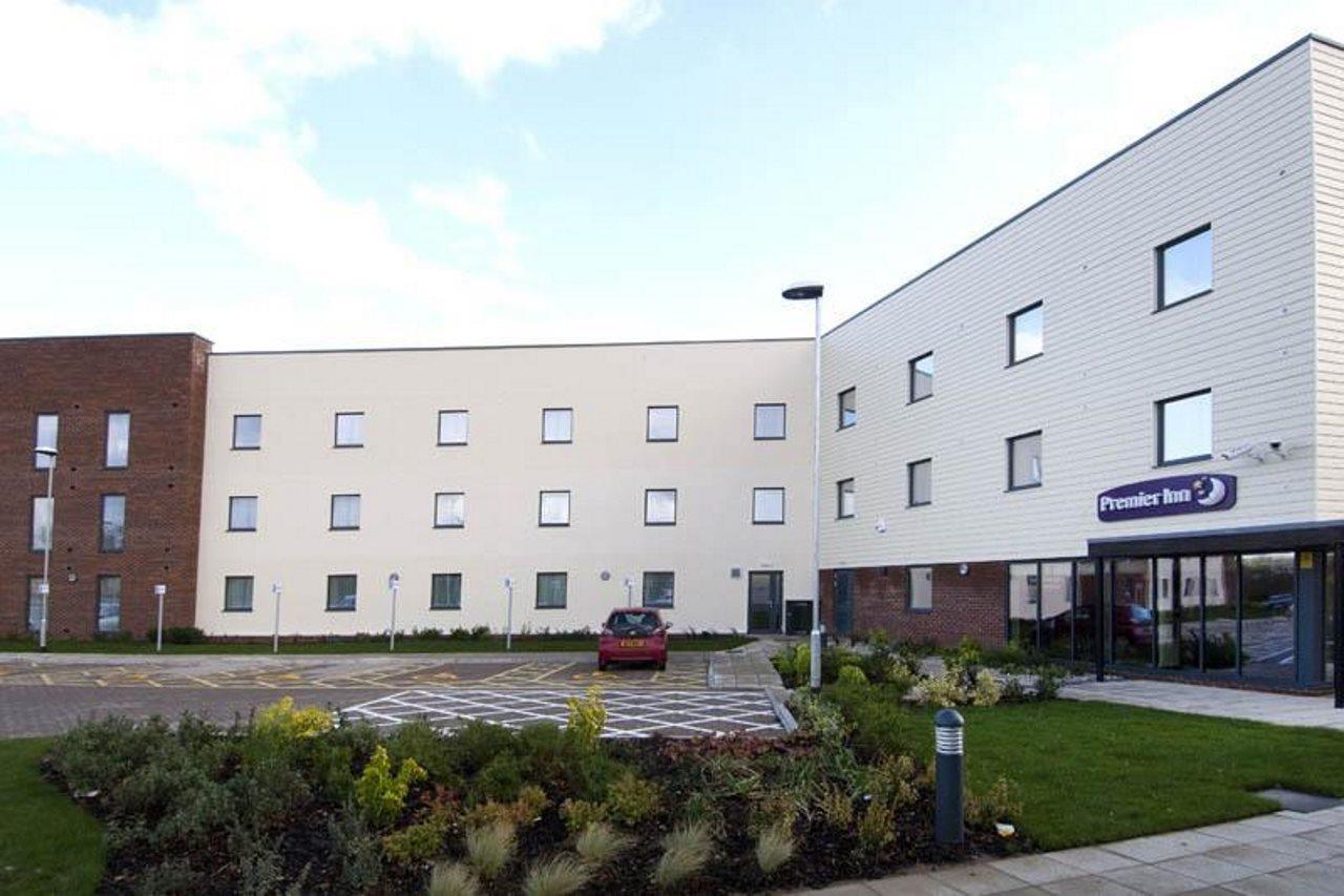 Premier Inn Exeter Bagian luar foto